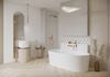 Bezowa łazienka w stylu skandynawskim z jodełkową podłogą i mozaiką