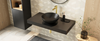 Łazienka z umywalką nablatową w czarnym kolorze z serii Excellent Luqa