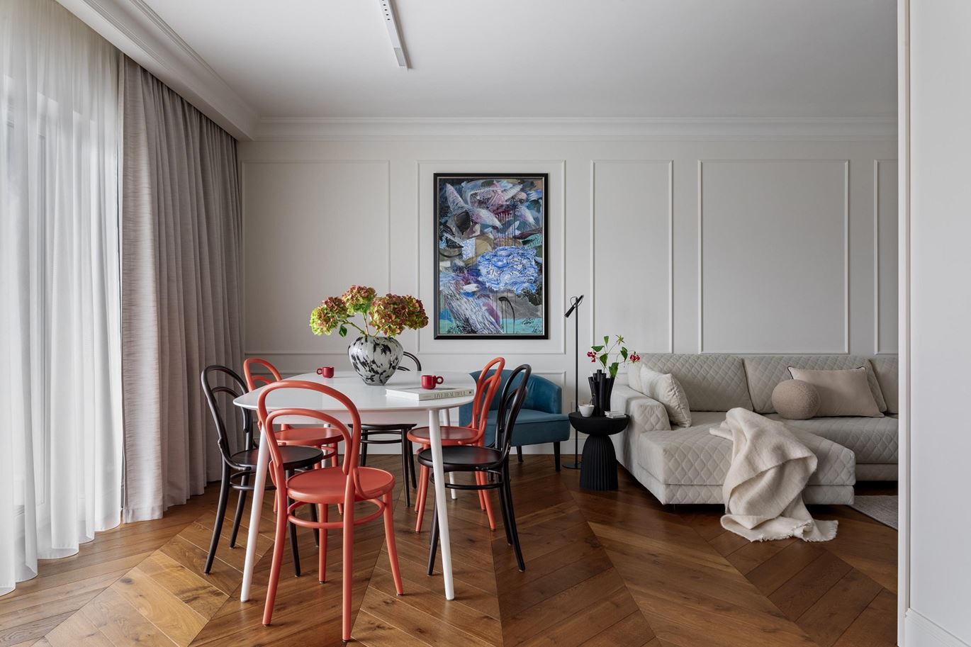 Eklektyczny apartament z nutą francuskiej elegancji