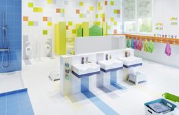 Kolorowa łazienka przedszkolna