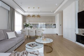 Współczesna elegancja: Apartament w stylu modern classic od Miśkiewicz Design