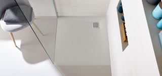 Jaki brodzik pod prysznic wybrać do łazienki? Kompletny poradnik zakupowy