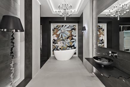 Łazienka glamour z dekoracyjną mozaiką Dunin