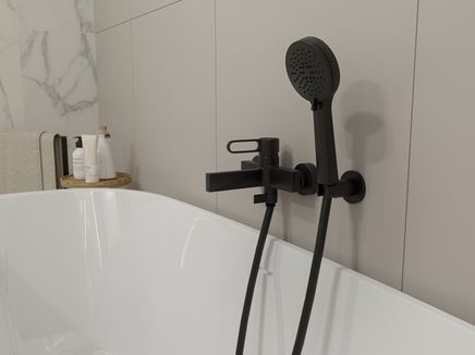 Czarna bateria natynkowa z kolekcji FDesign Zaffiro