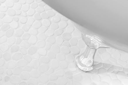 Podłoga w łazience w białej mozaice Dunin Zen