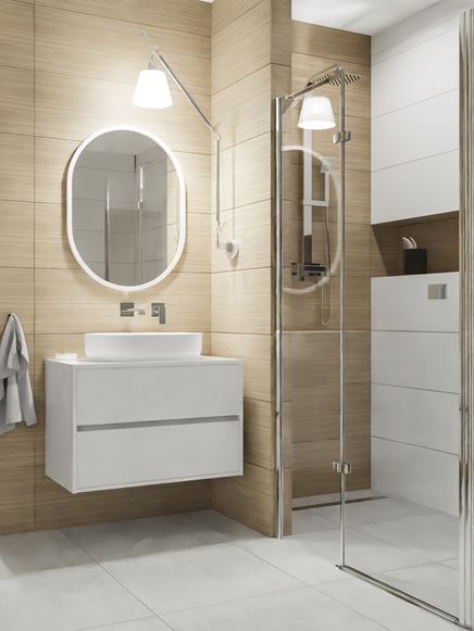 Ściana z płytami drewnopodobnymi w nowoczesnej łazience