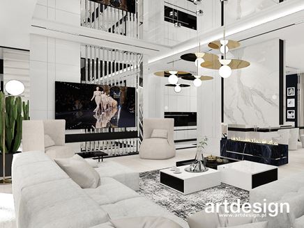 Biały salon z lustrzanymi akcentami