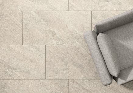 Detal kamiennej płytki tarasowej Cerrad Testo