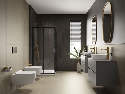 Duża łazienka w szarościach i brązach