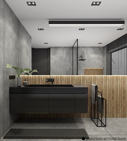 Szaro-czarna łazienka z drewnianą lamperią