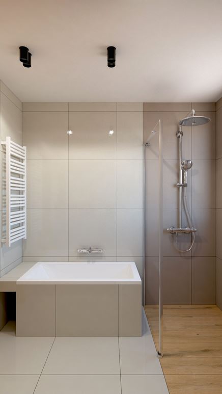 Mała wanna i prysznic - praktyczna łazienka