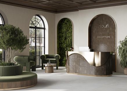 Recepcja hotelowa w stylu glamour w brązowych cegiełkach