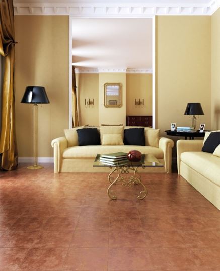 Klasyczny salon w beżach i brązach