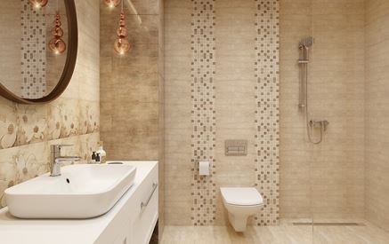 Mozaika, dekory i kamienne płytki w beżowej łazience