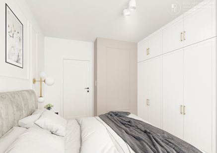Romantyczna sypialnia modern classic ze sztukateriami