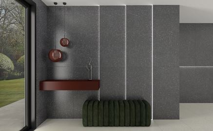 Szaro-biały przedpokój w minimalistycznym stylu