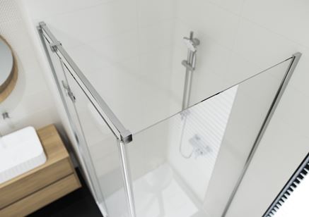 Detal narożnej kabiny prysznicowej z serii Cersanit Jota