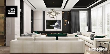 Salon z czarno-białym sufitem w rezydencji glamour