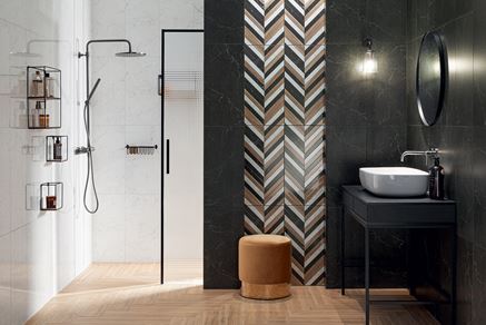 Czarno-biała łazienka z geometrycznymi dekorami