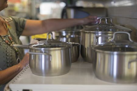 Jak wybrać komplet garnków na lata?