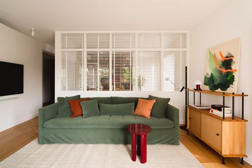 Przytulne mieszkanie zaprojektowane przez pracownię Hanna Pietras Architects