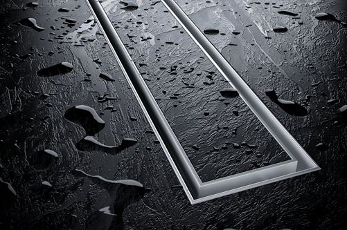 Jak odetkać prysznic? Skuteczne sposoby na udrożnienie odpływu