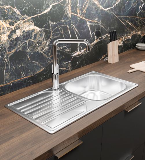 Jak wyczyścić zlew ze stali nierdzewnej? przewodnik po pielęgnacji i impregnacji