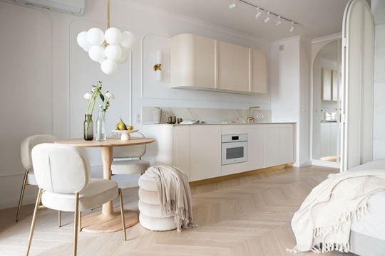 Elegancka kawalerka w klasycznym wydaniu