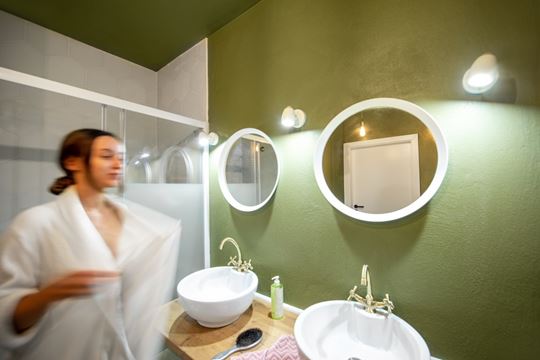 Oświetlenie w łazience - jak dobrać odpowiednie?