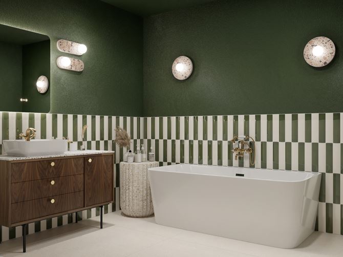 Biało-zielona łazienka z wanną przyścienną