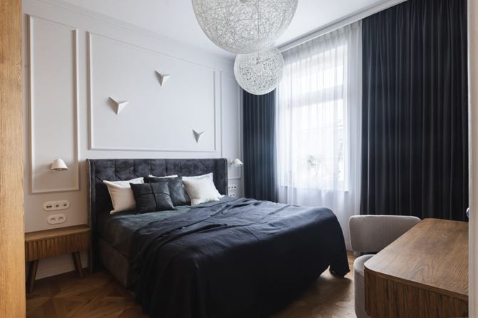 Aranzacja jasnej, klasycznej sypialni. Proj. masz.design_fot. Adam Burdyło.jpg