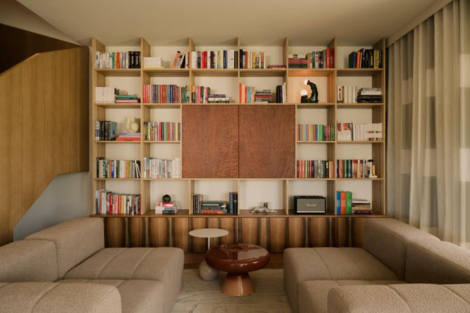 Artystyczny dom pod Krakowem, Mistovia.jpg