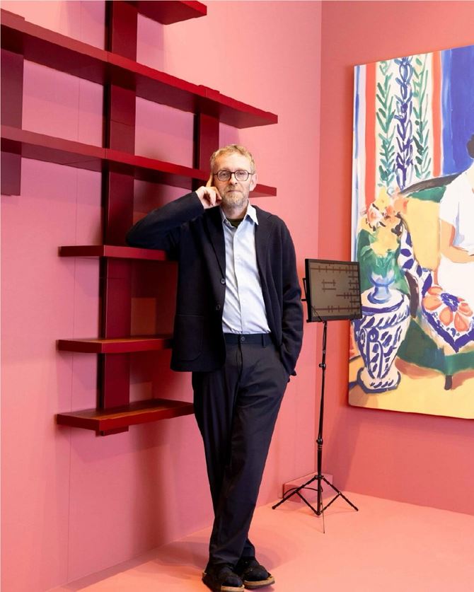 LAD Designed by Erwan Bouroullec2.jpg