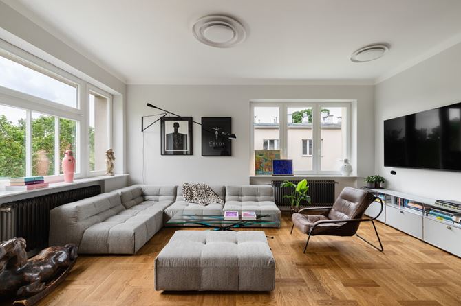 widok-na-przestronny-salon-projekt-FUGA-Architektura-Wnętrz