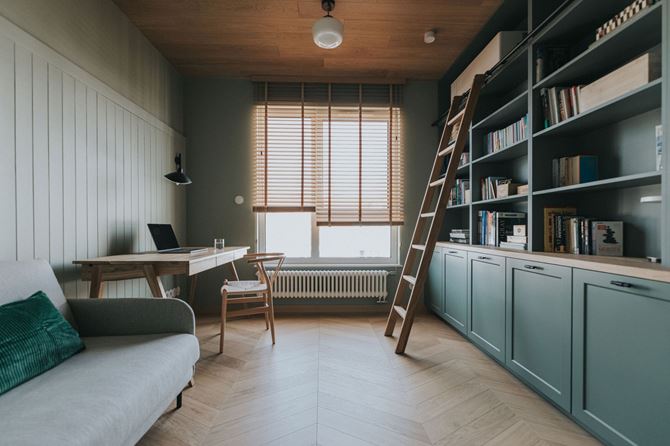 Stylowy gabinet w mieszkaniu projektu TYMA PROJEKT