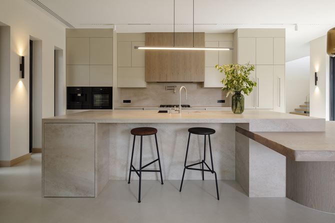 Paulina Ledzion_AQForm_1.jpg