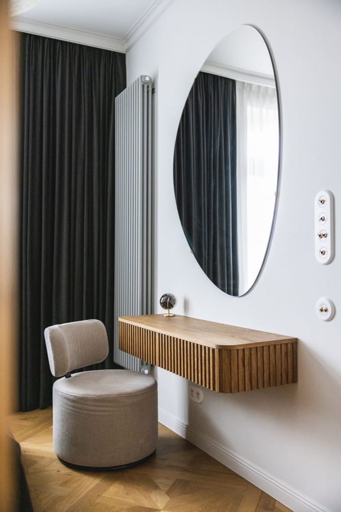 Pomysł na aranżację toaletki w sypialni. Proj. masz.design_fot. Adam Burdyło.jpg