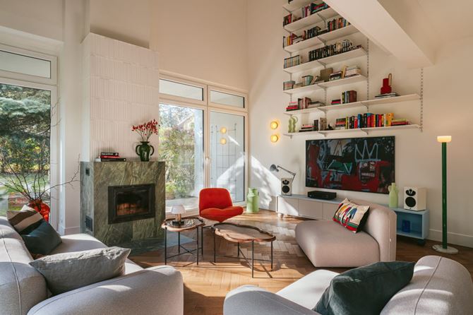 Salon z kominkiem. Projekt.Hanna Pietras Architect. Fot.KRONIKI.jpg