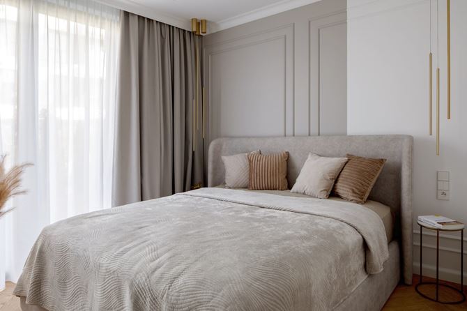 Sypialnia w jasnych kolorach Projekt Kaim work.jpg