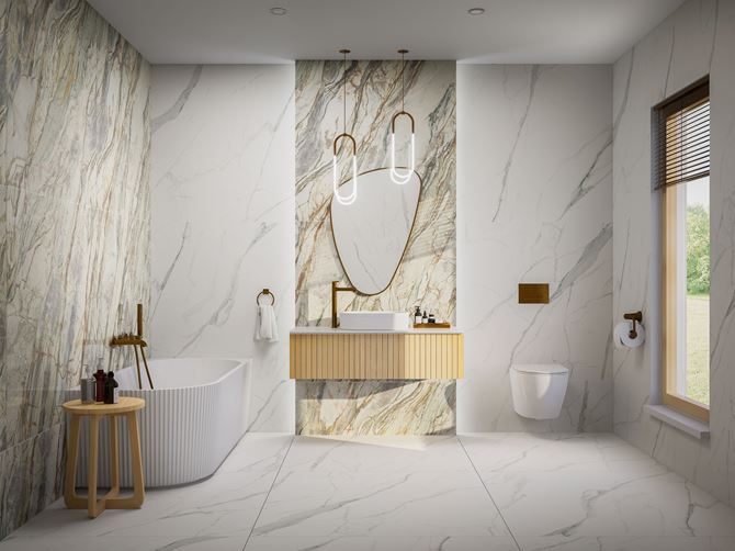 Łazienka w biało-zielonym kamieniu z wanną przyścienną