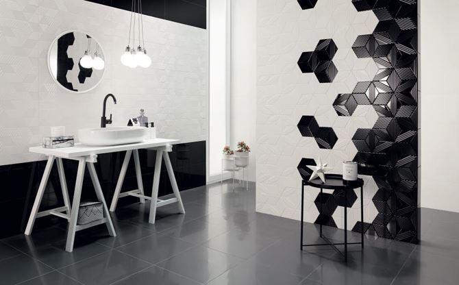 Biało-czarna łazienka z heksagonalną ścianą Tubądzin Colour 2018