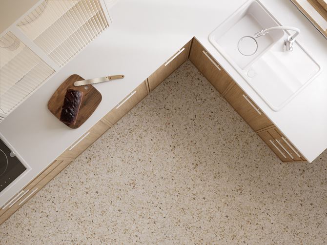 Podłoga w kuchni w beżowym lastryko