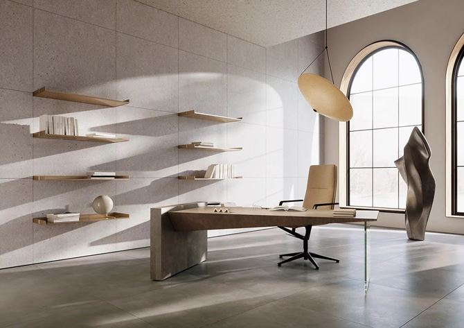 Szaro-brązowa przestrzeń w gabinecie