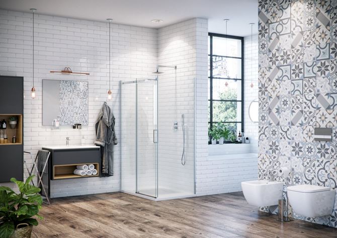 Kabina Rols w łazience w stylu eklektycznym z cegiełką na ścianie
