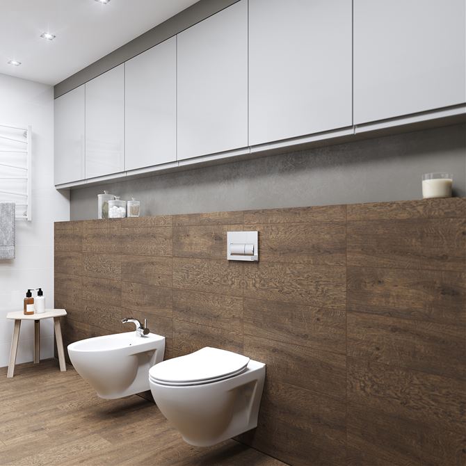 Biało-brązowa łazienka z podwieszanymi szafkami i ceramiką z serii Cersanit Moduo