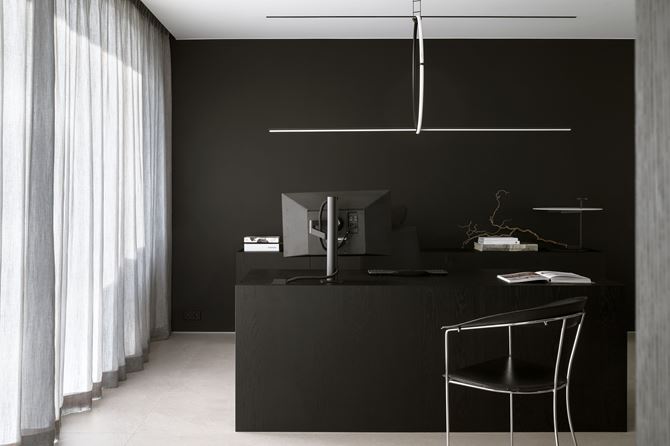 Arsenowicz Design - Black Minimal House - 69-min.jpg
