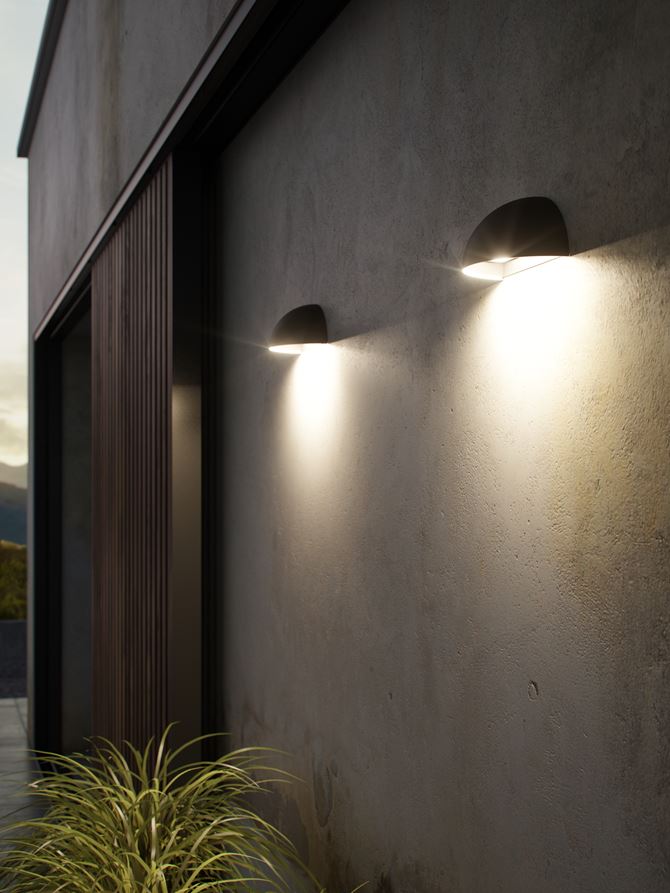 Arcus Smart Outdoor Wall Light - Black.jpg