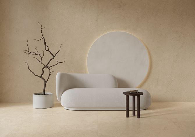 Minimalistyczny salon w beżowym wykończeniu