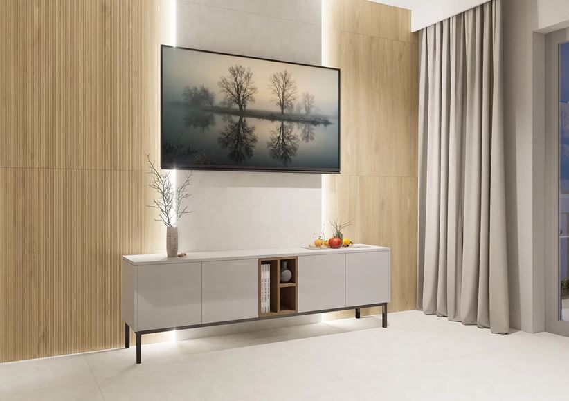 Elegancki salon w drewnie i kamieniu