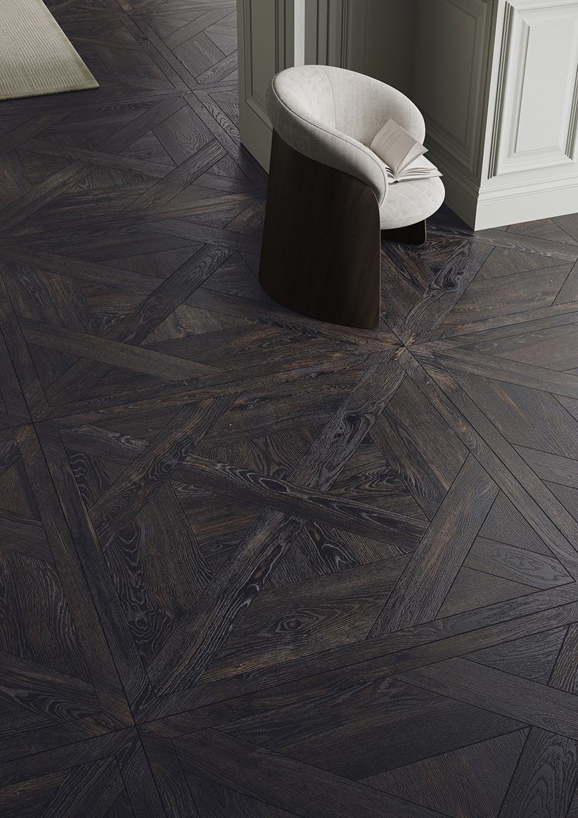 Detal strukturalnej płytki Paradyż Woodcore w przedpokoju